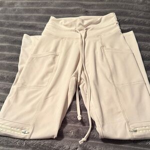 Women's Cream Skinny Pants